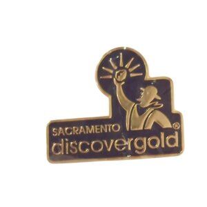 Vintage Discover Gold Sacramento California Lapel Pin Souvenir 1 Inches Long